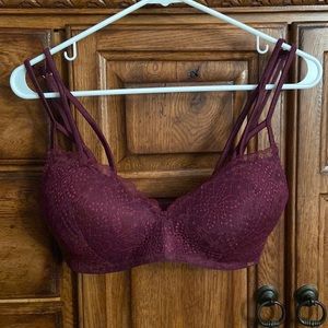 PINK • Victorias Secret date wireless lightly lined